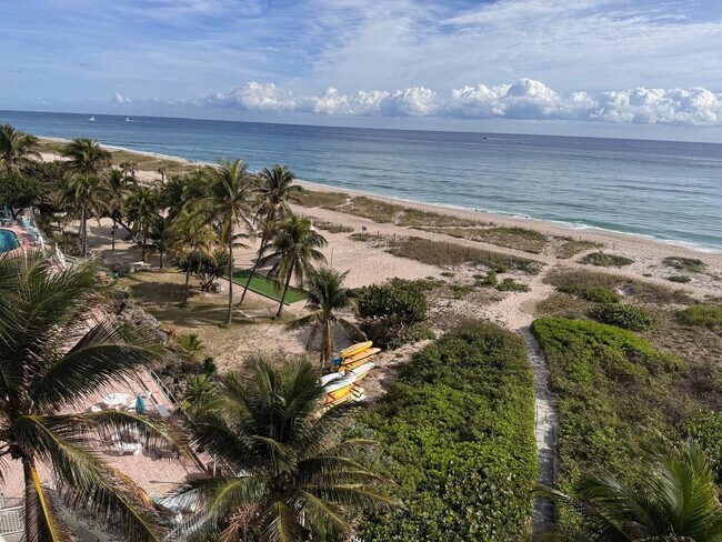 Foto del edificio - 704 N Ocean Blvd