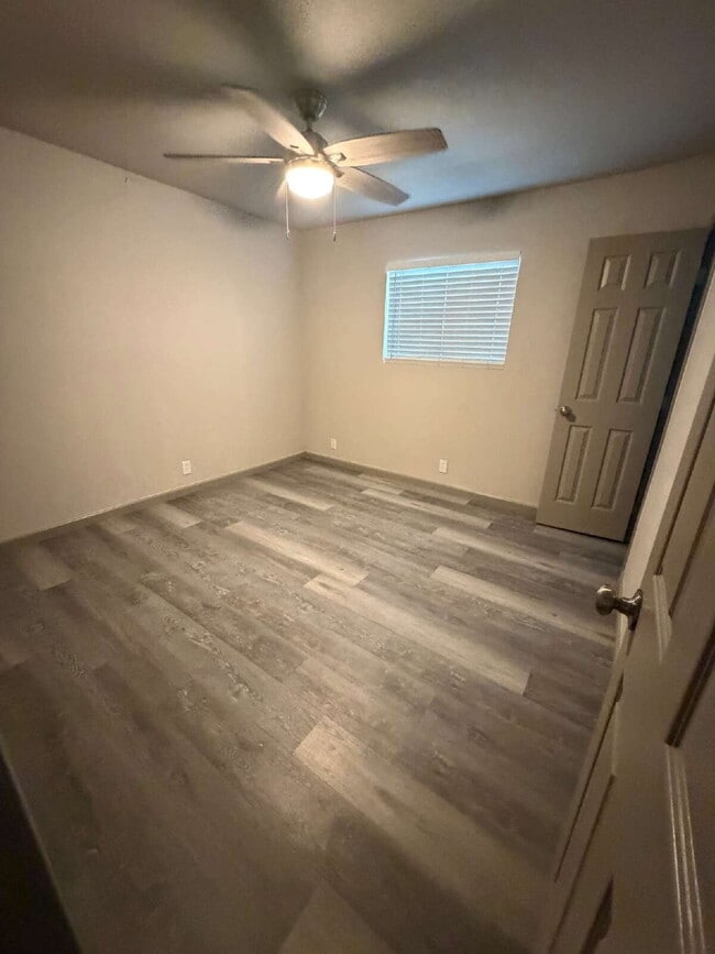 Photo - 3 Bedroom 2 Bath Move In Ready Apartment