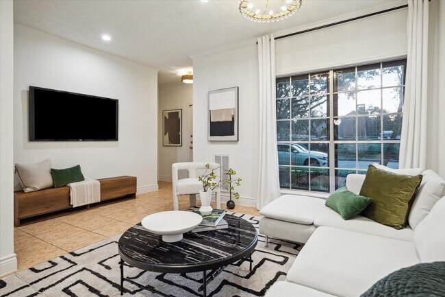 Foto del edificio - 6721 Belmont St