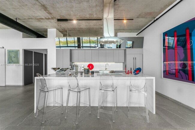 Building Photo - 7934 West Dr