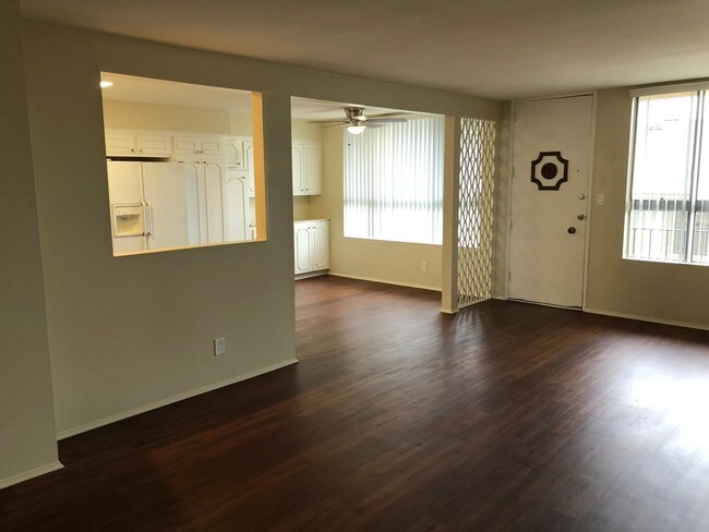 Foto del edificio - 3515 E Ocean Blvd