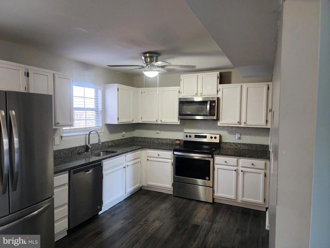 2936 Buckthorn Ct, Glenarden, MD 20706 Townhome Rentals in Glenarden