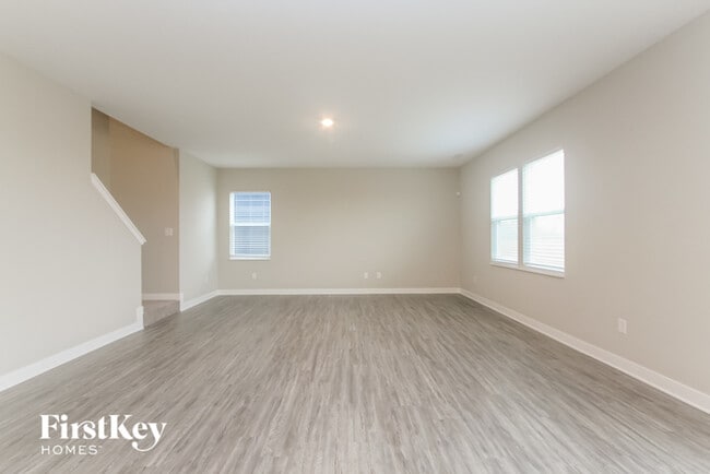Building Photo - 2392 S Carlota Dr