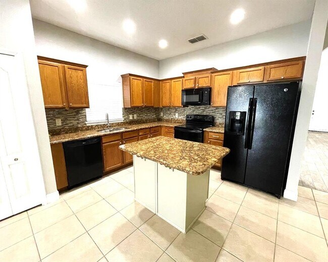 Foto del edificio - 2031 Ribbon Falls Pkwy