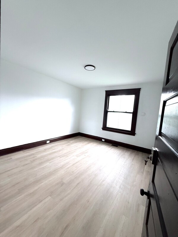 Building Photo - 2241 Burnet Ave