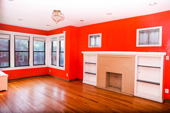 Foto del edificio - 3041 W Ainslie St