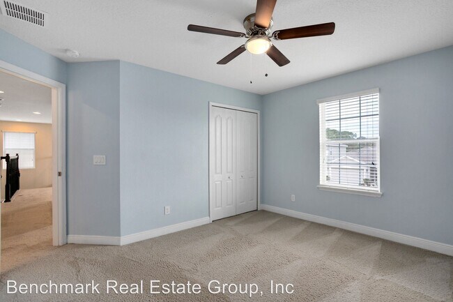 Building Photo - 3 br, 2.5 bath House - 10954 Inside Loop