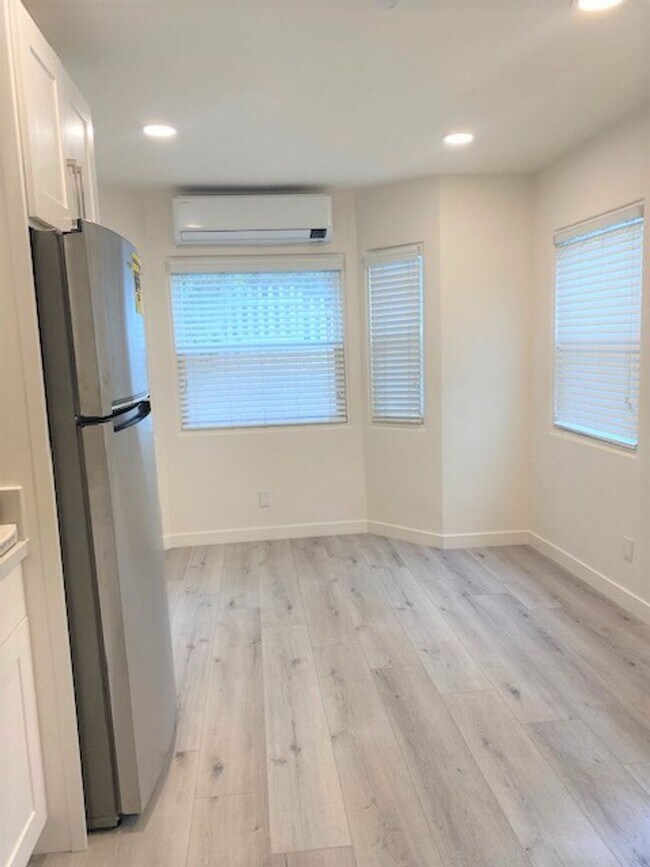 Foto del edificio - 5013-5019 Genevieve Ave - 5021