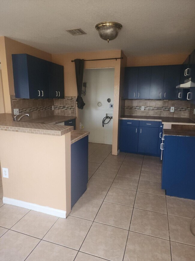 Foto del edificio - 8804 NW 38th Dr