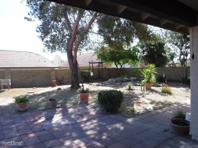 Building Photo - 4 br, 2 bath House - 12801 S 40th Pl