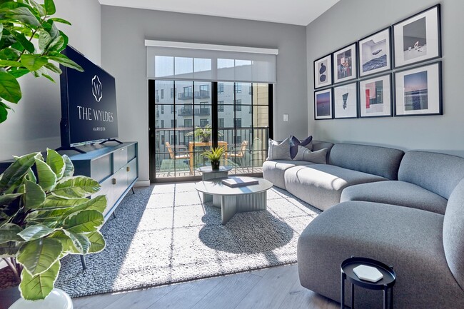 Building Photo - The Wyldes