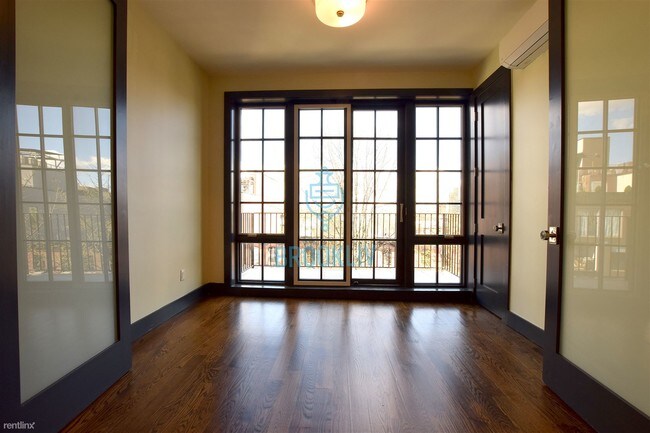 Foto del edificio - 4 br, 3 bath Apartment - 920 Pacific St 4F