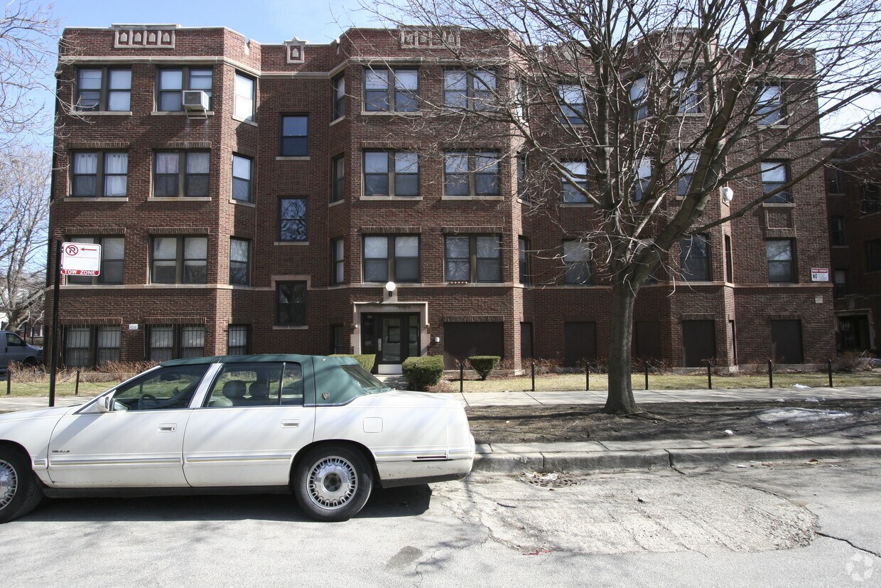 Building Photo - Merrill Court