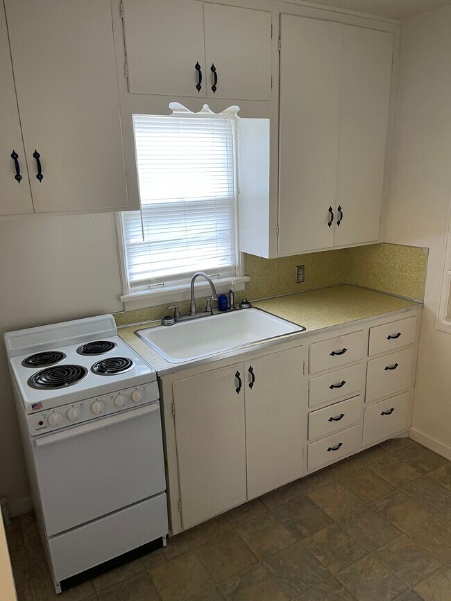Foto del edificio - 1023 E 25th St