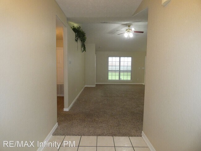 Building Photo - 3 br, 2 bath House - 3462 Ashmore Ln