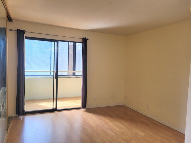 Photo - 1551 Southgate Ave Apartment