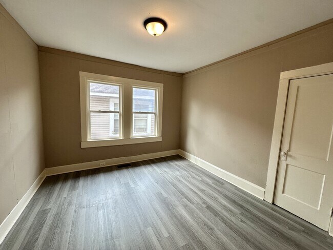 Foto del edificio - 2320 Wesley Ave SW