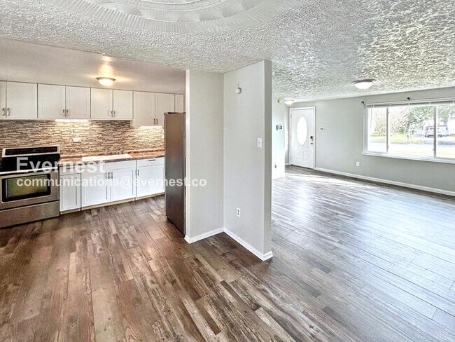 Foto del edificio - 6418 McLean St