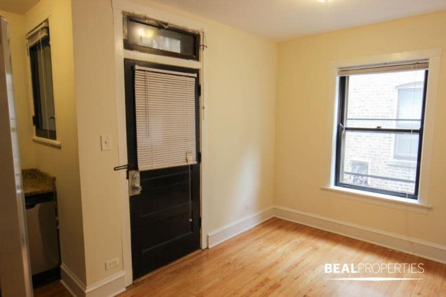 Foto principal - 1 bedroom in CHICAGO IL 60625