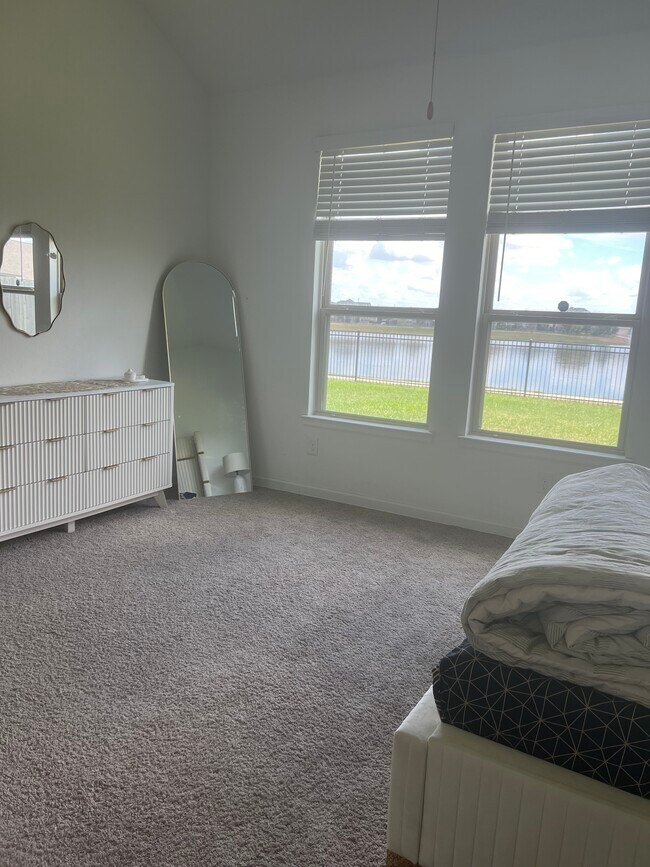 Foto del edificio - 4822 Chestnut Valley Ln