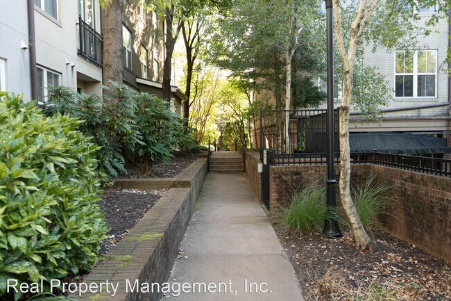 Building Photo - 2 br, 2 bath House - 765 Walker Sq, Apt #2C