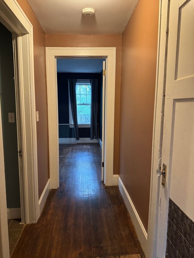 Foto del edificio - 713 S Market Ave