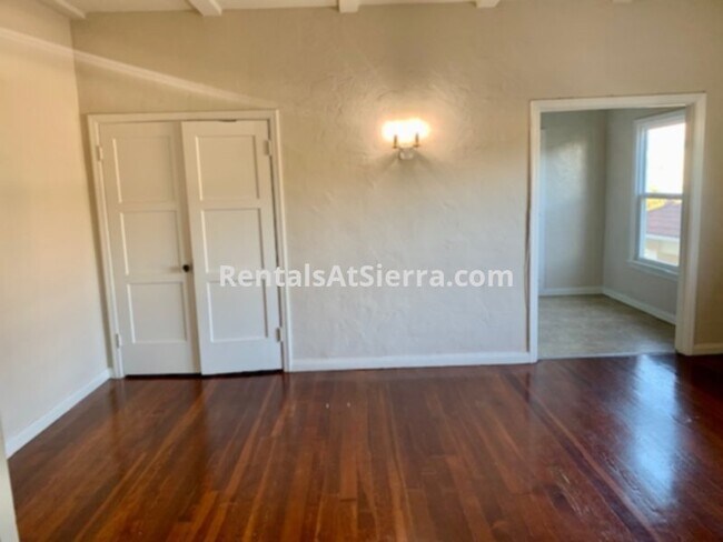 Foto del edificio - 1840 N Berendo St