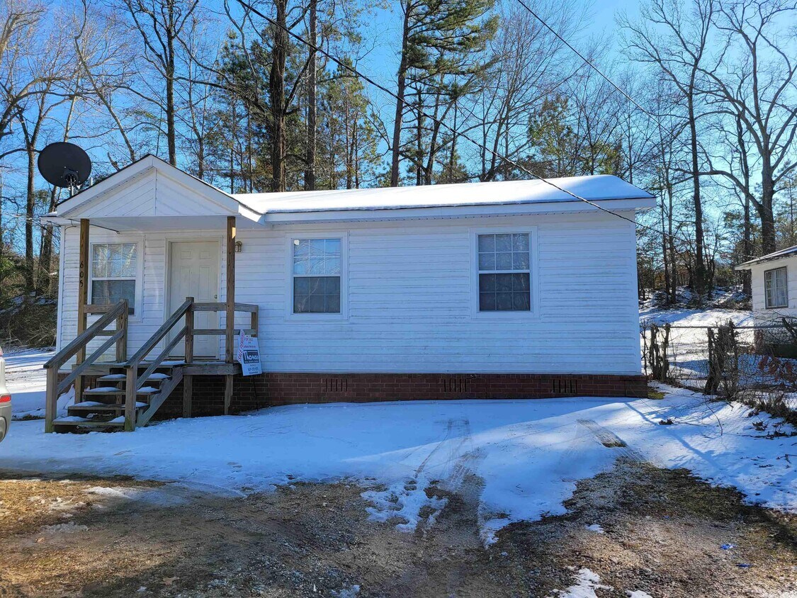 605 Gravel St, Benton, AR 72015 House Rental in Benton, AR