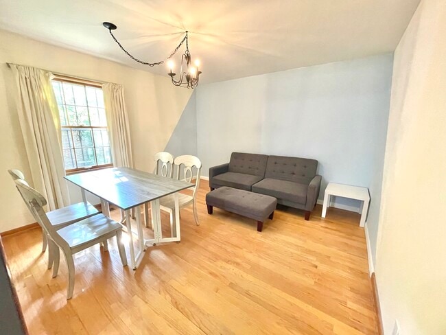 Foto del edificio - 4006 S Crestview Dr NW