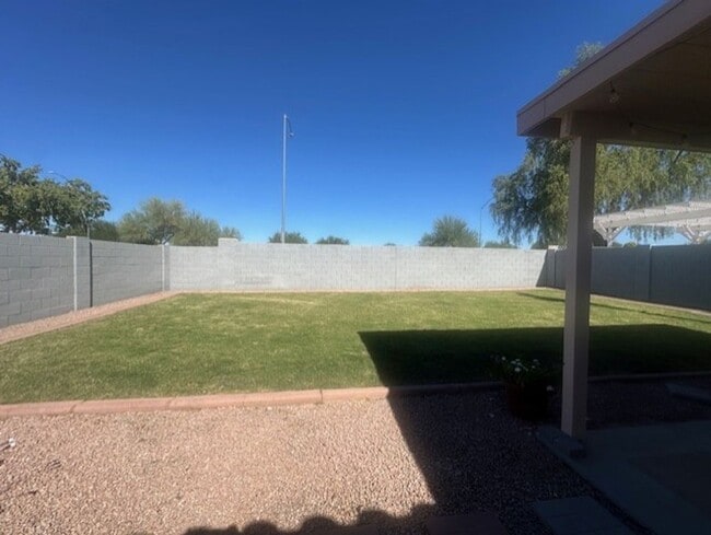 Foto del edificio - MOVE IN READY SINGLE FAMILY HOME