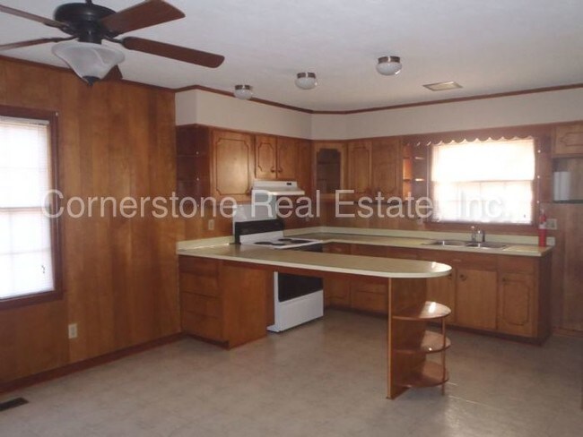 Foto del edificio - 5457 Pinecrest St