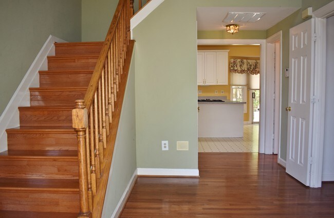 Foto del edificio - 2102 Arctic Fox Dr