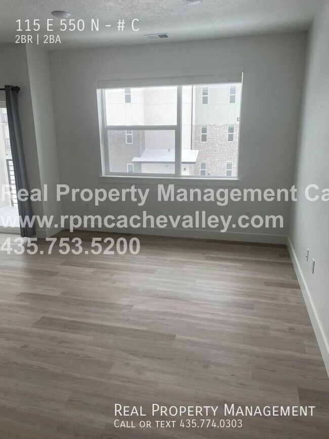 Building Photo - Brand New Stunning 2 br. in the Vineyard C...