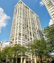 Building Photo - 5455 N Sheridan Rd