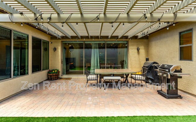 Foto del edificio - 4495 E Woodside Way