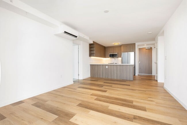 Building Photo - Brand-new, Pet Friendly (2-Bed/2-Bath) Lux...
