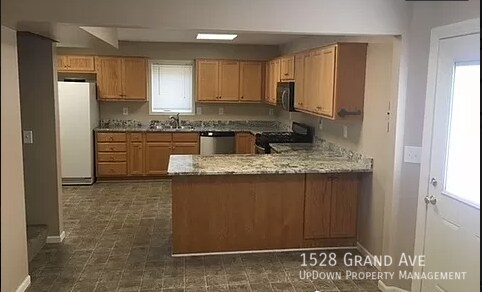 Foto del edificio - 1528 Grand Ave