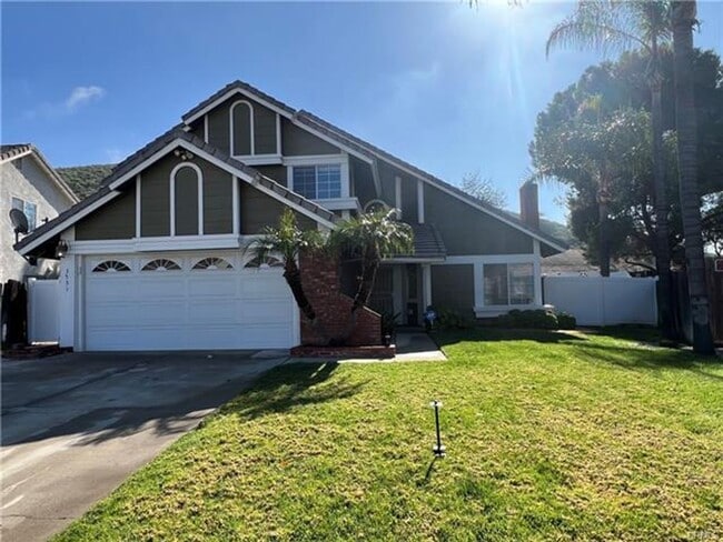 Building Photo - Pool Home with RV Parking