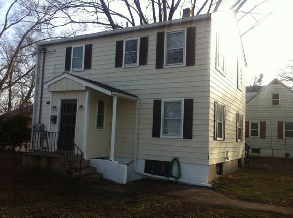 Building Photo - 122 N Fair Oaks Ave