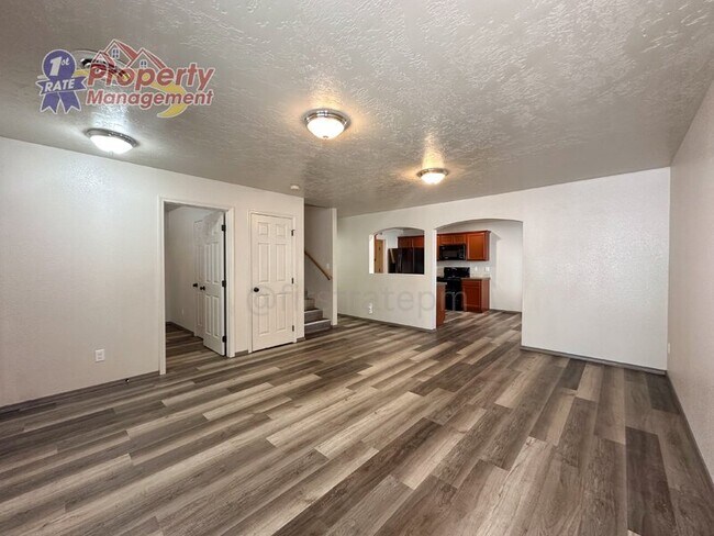 Building Photo - 9947 W Rustica St
