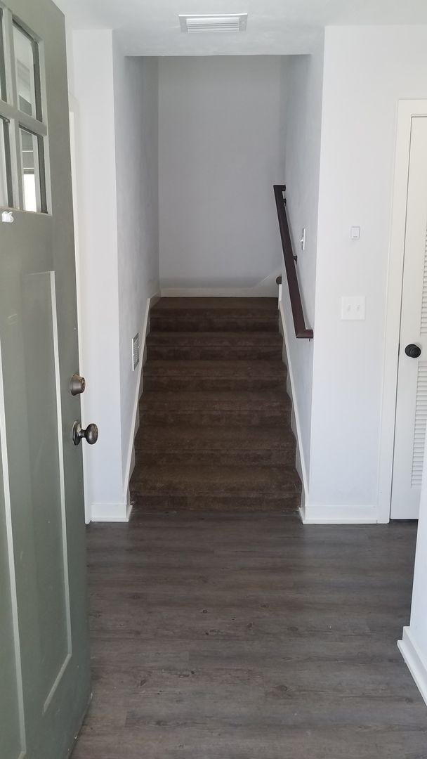 Foto del edificio - Rosemary Square - Lovely 3 Bedroom, 3 Bath...
