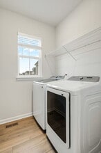 Building Photo - 6512 Cassia Loop