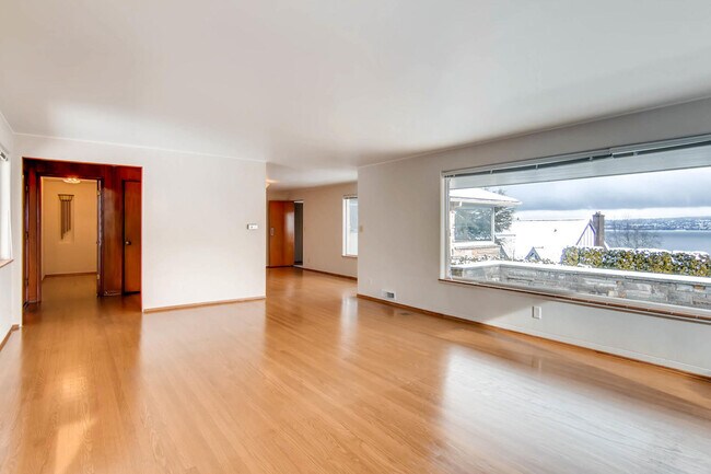 Foto del edificio - Laurelhurst View Home