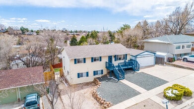 Building Photo - 809 Pioneer Ln