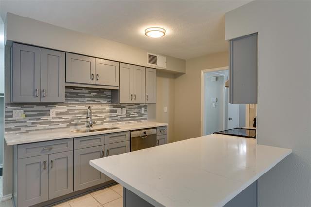 Foto del edificio - 114 Camilla Ln