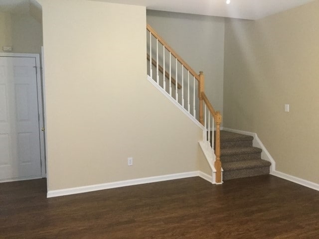 Foto del edificio - 6216 Roseway Ct