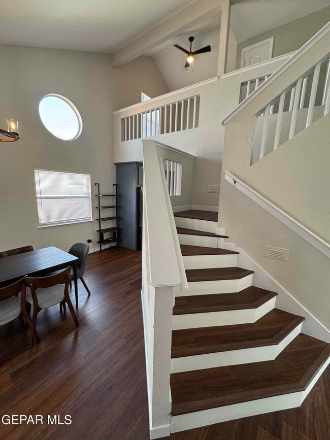 Building Photo - 7448 Plaza Taurina Dr