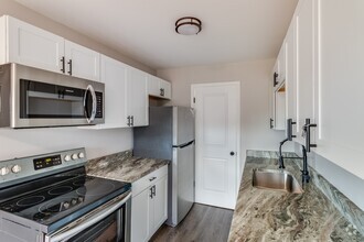 Building Photo - Altitude Apartments East ( Ferndale 28 LLC)