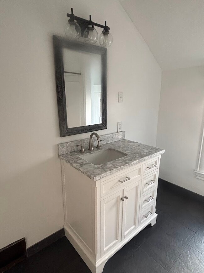 Foto del edificio - 739 Minor Ave