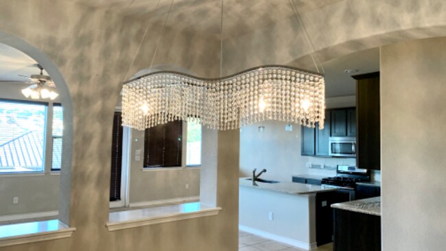 Foto del edificio - 3935 Woodbridge Way